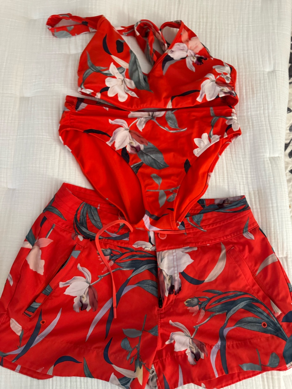 EUC! Athleta Red Floral Women’s bikini Swimsuit with Swim Shorts.